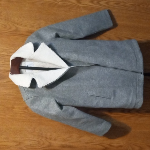 Old Navy Gray Winter Coat Size 8. Partial Wool Lining. - Picture 7 of 11